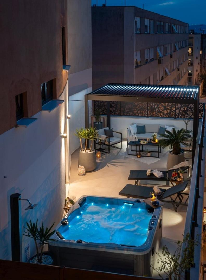 Luxury Apartment Silvery In Split Center With Jacuzzi, Sauna And Parking ภายนอก รูปภาพ