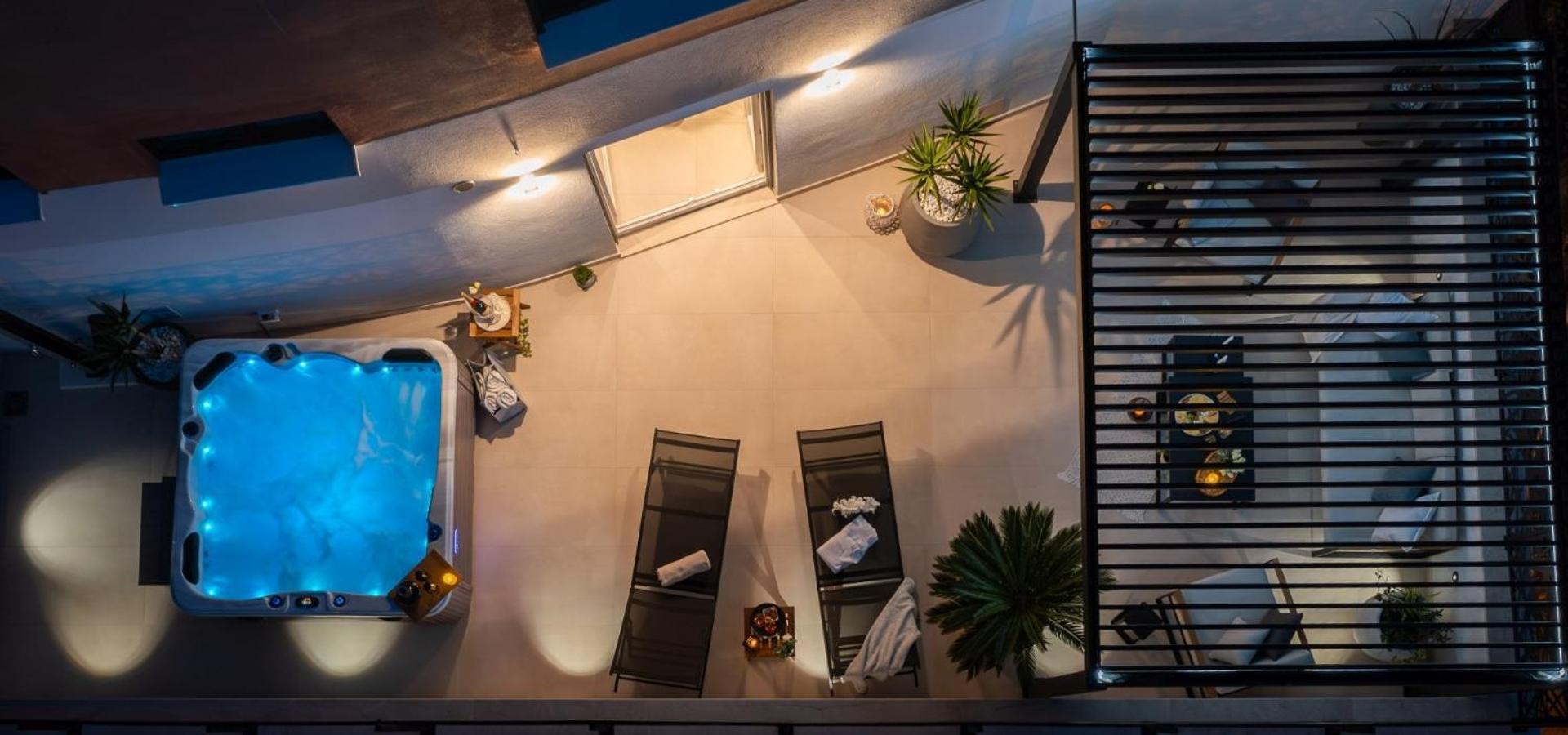 Luxury Apartment Silvery In Split Center With Jacuzzi, Sauna And Parking ภายนอก รูปภาพ