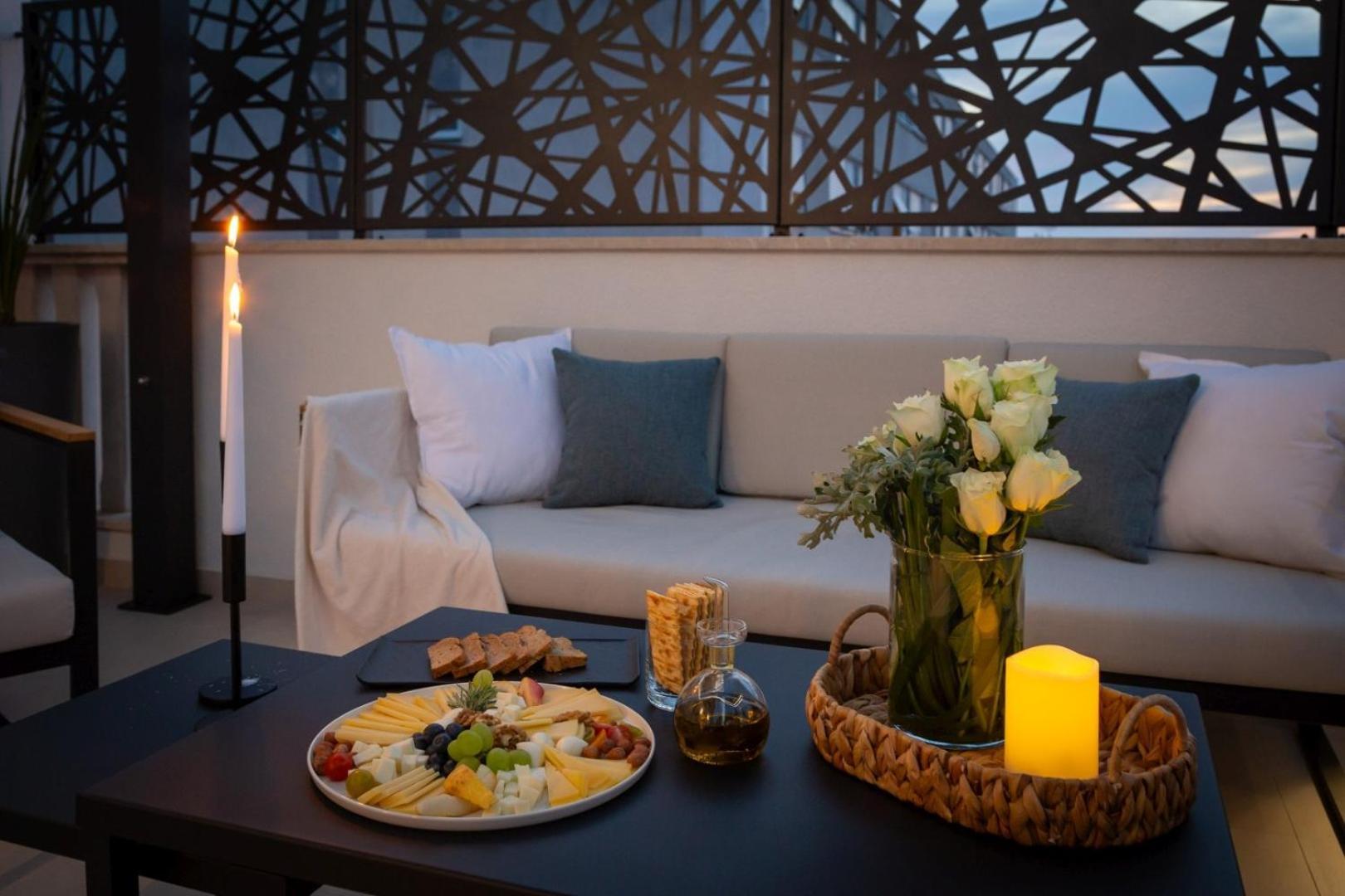 Luxury Apartment Silvery In Split Center With Jacuzzi, Sauna And Parking ภายนอก รูปภาพ