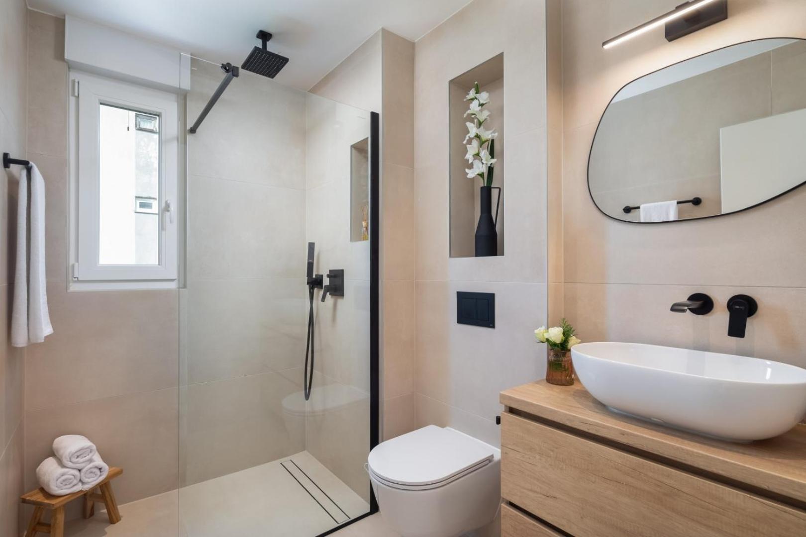 Luxury Apartment Silvery In Split Center With Jacuzzi, Sauna And Parking ภายนอก รูปภาพ